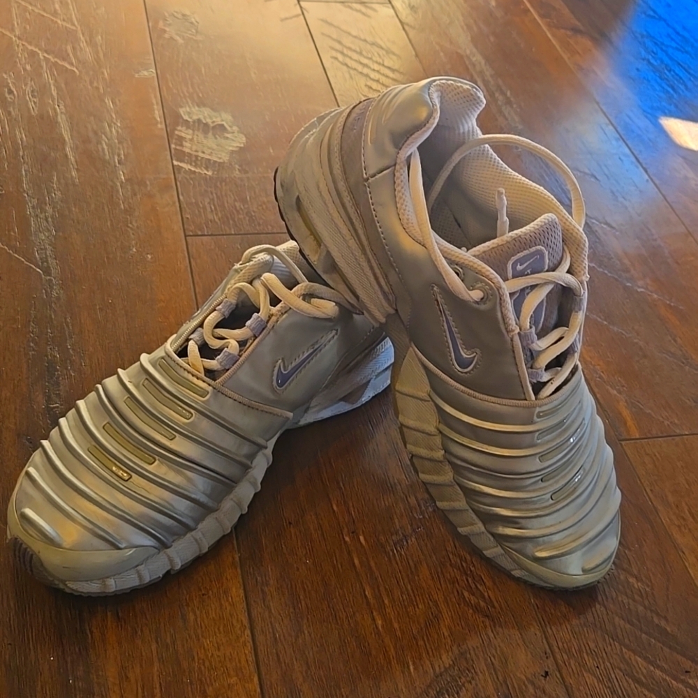 VNTG Nike Air Turbulence